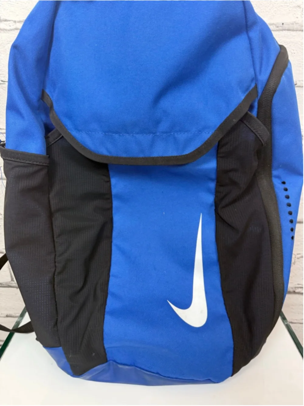 Nike Backpack Academy Blue Black Backpack Gym Bag 19x13x4 in Book Bag